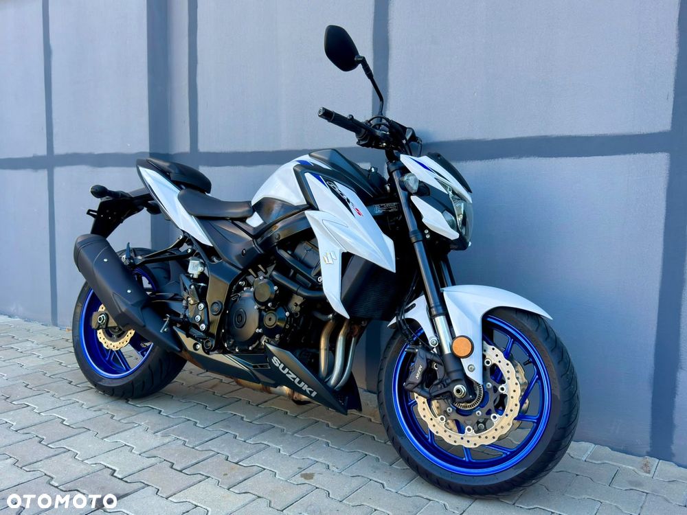Suzuki GSX