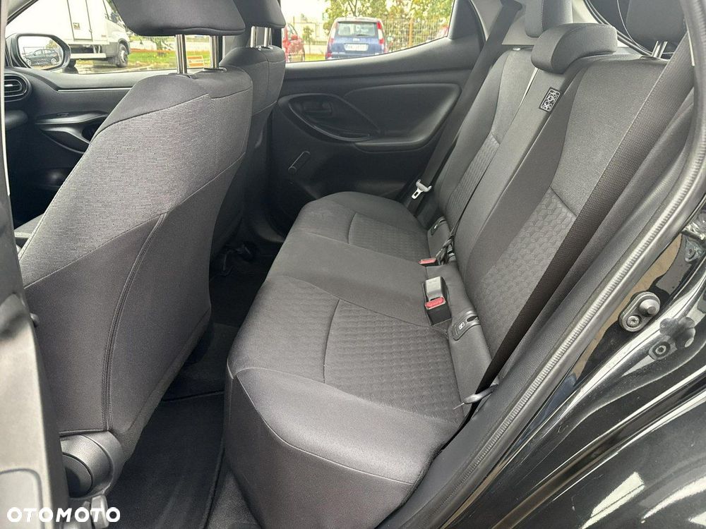 Toyota Yaris - 15