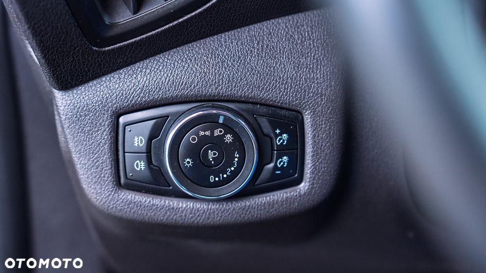 Ford Tourneo Connect 1.0 EcoBoost Titanium - 18