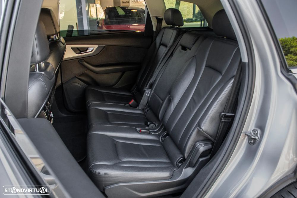 Audi Q7 3.0 TDI quattro tiptronic - 26