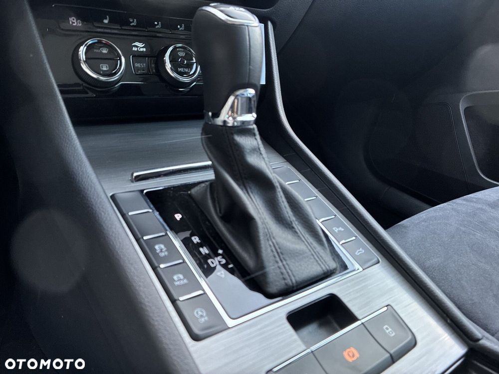 Skoda Superb 2.0 TSI 4x4 Scout DSG - 22