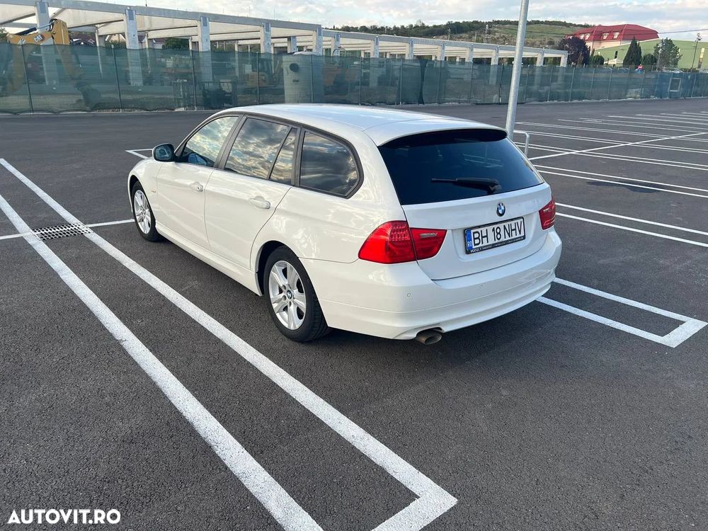 BMW Seria 3 318d - 5