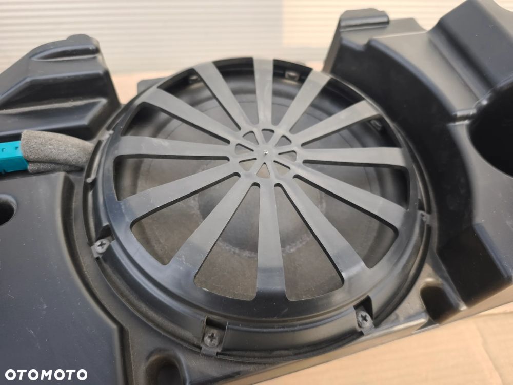 Głośnik subwoofer MB v-klasa w447 a4478270260 - 4