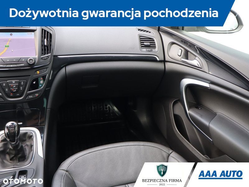 Opel Insignia - 10