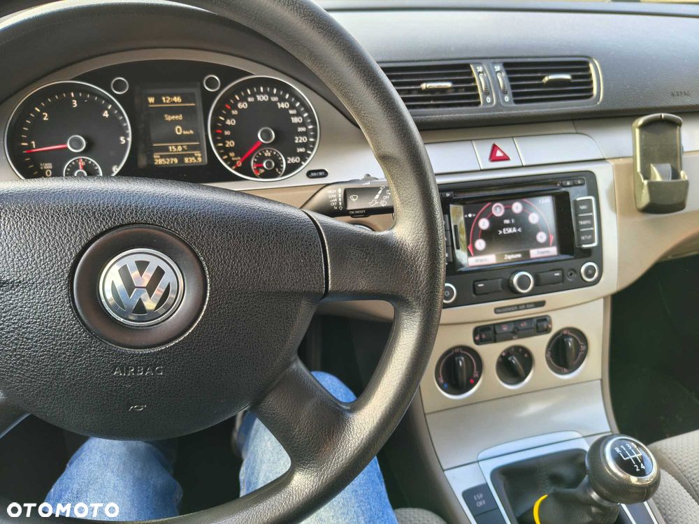 Volkswagen Passat - 7