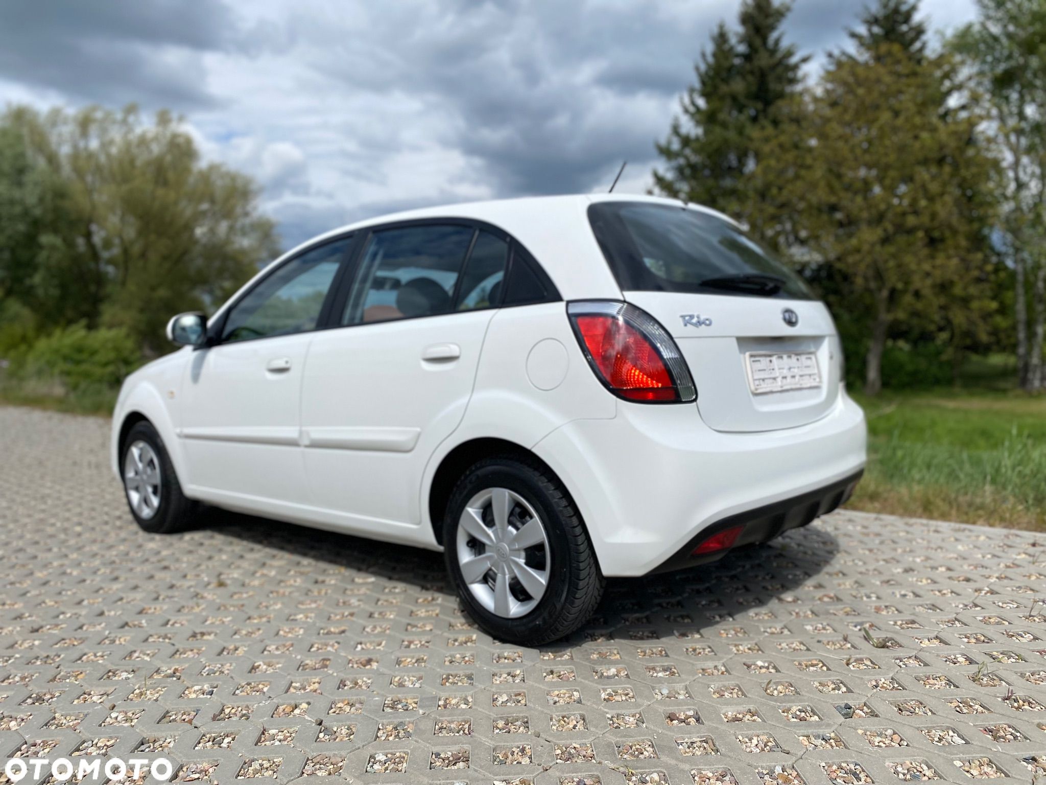 Kia Rio 1.4 Optimum - 1