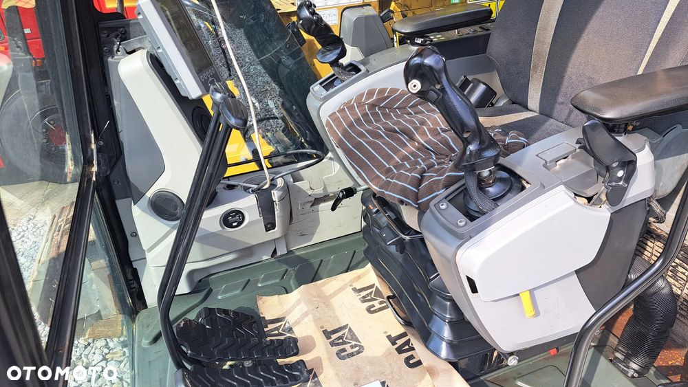 Caterpillar 325F LCR - 20