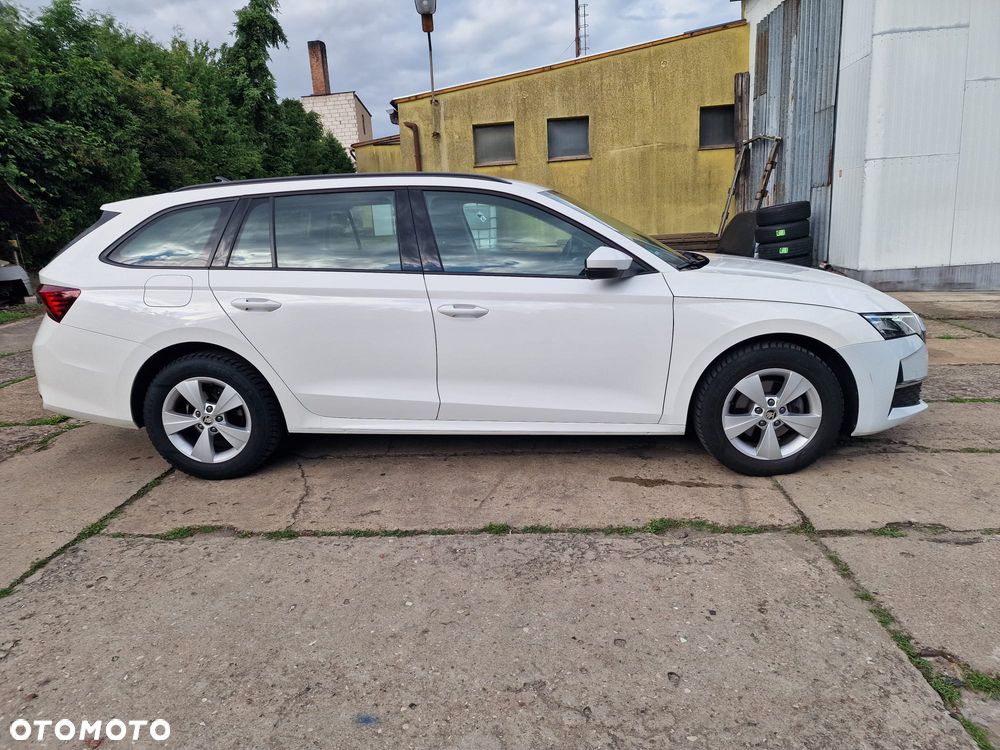 Skoda Octavia 2.0 TDI DSG Selection - 4