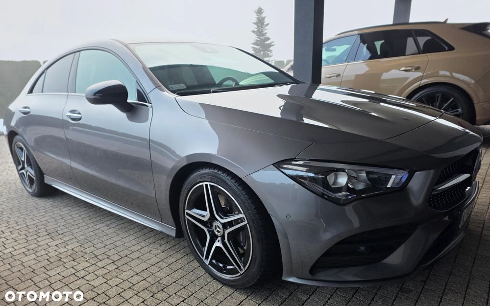 Mercedes-Benz CLA 200 4-Matic AMG Line 8G-DCT - 3