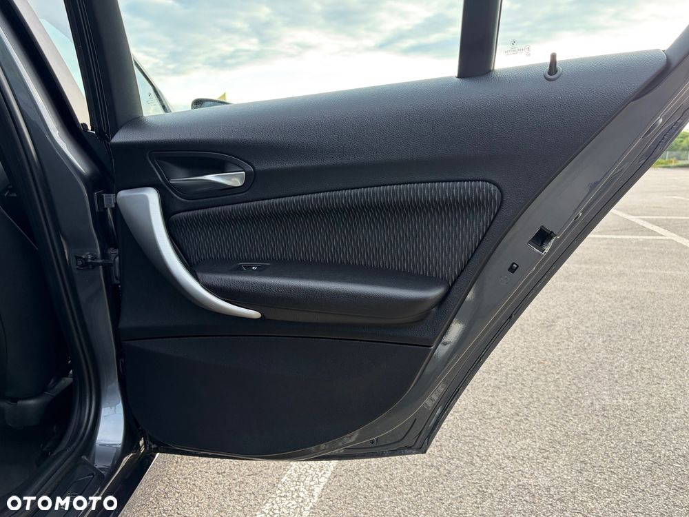 BMW Seria 1 116i Urban Line - 25