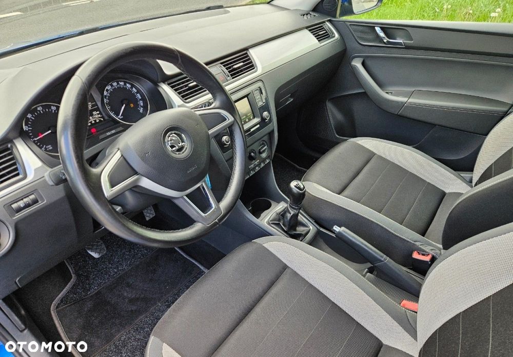 Skoda RAPID - 7