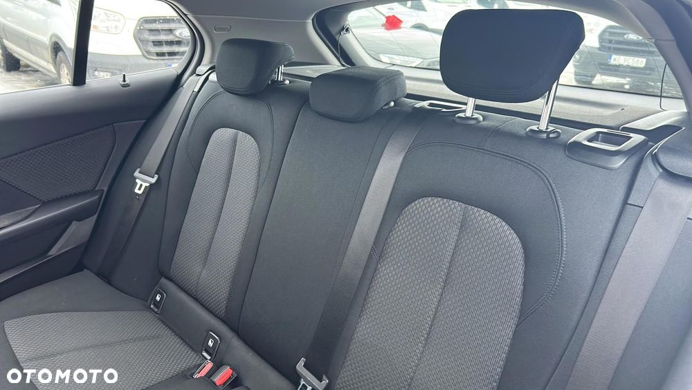 BMW Seria 1 118i Advantage - 13