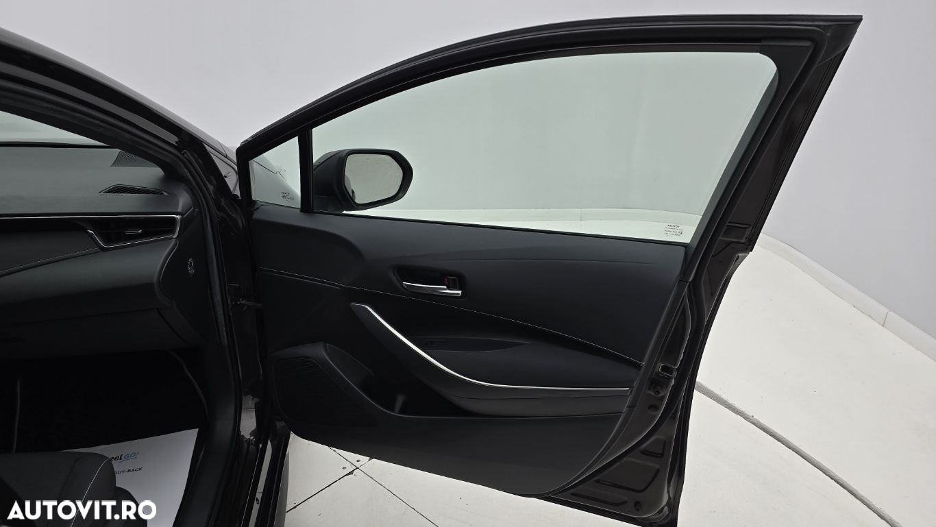 Toyota Corolla - 18