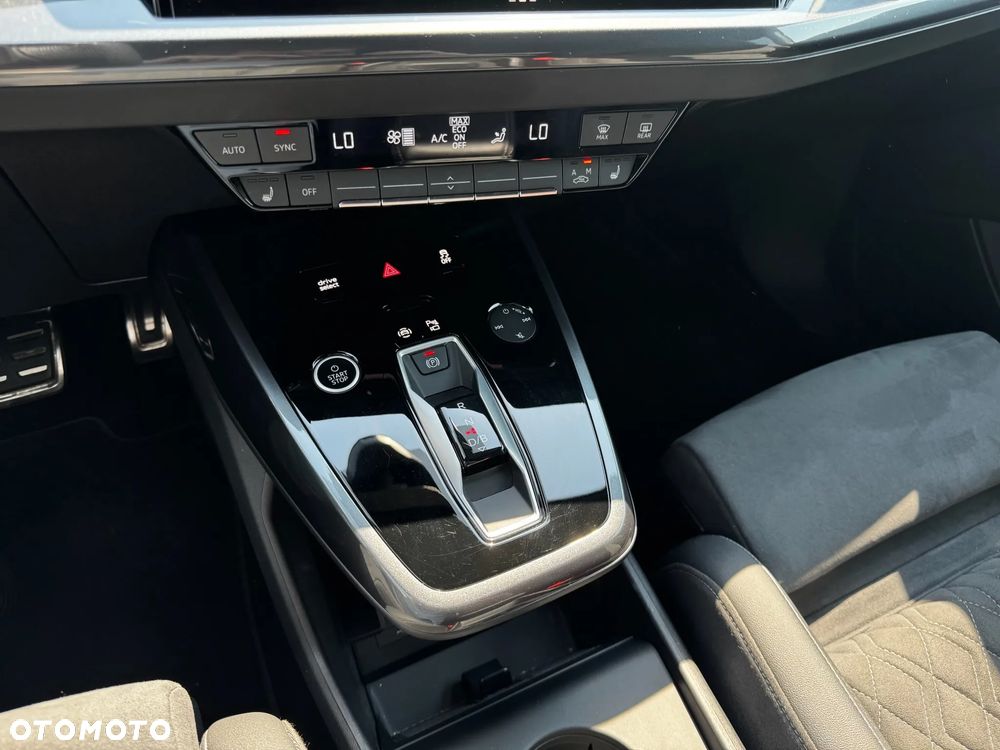 Audi Q4 Sportback e-tron 45 82kWh S Line Edition - 29