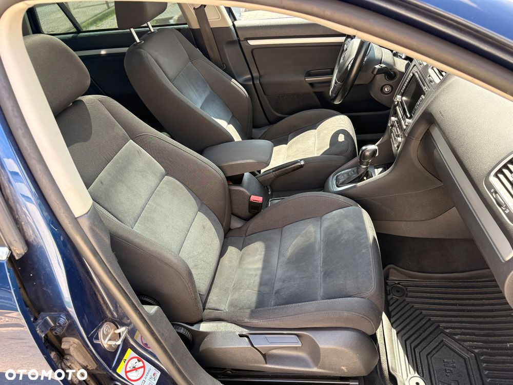 Volkswagen Golf 2.0 TDI DPF DSG Highline - 9