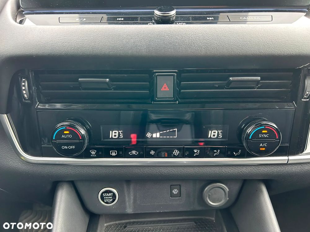 Nissan Qashqai 1.3 DIG-T MHEV N-Connecta Xtronic - 16