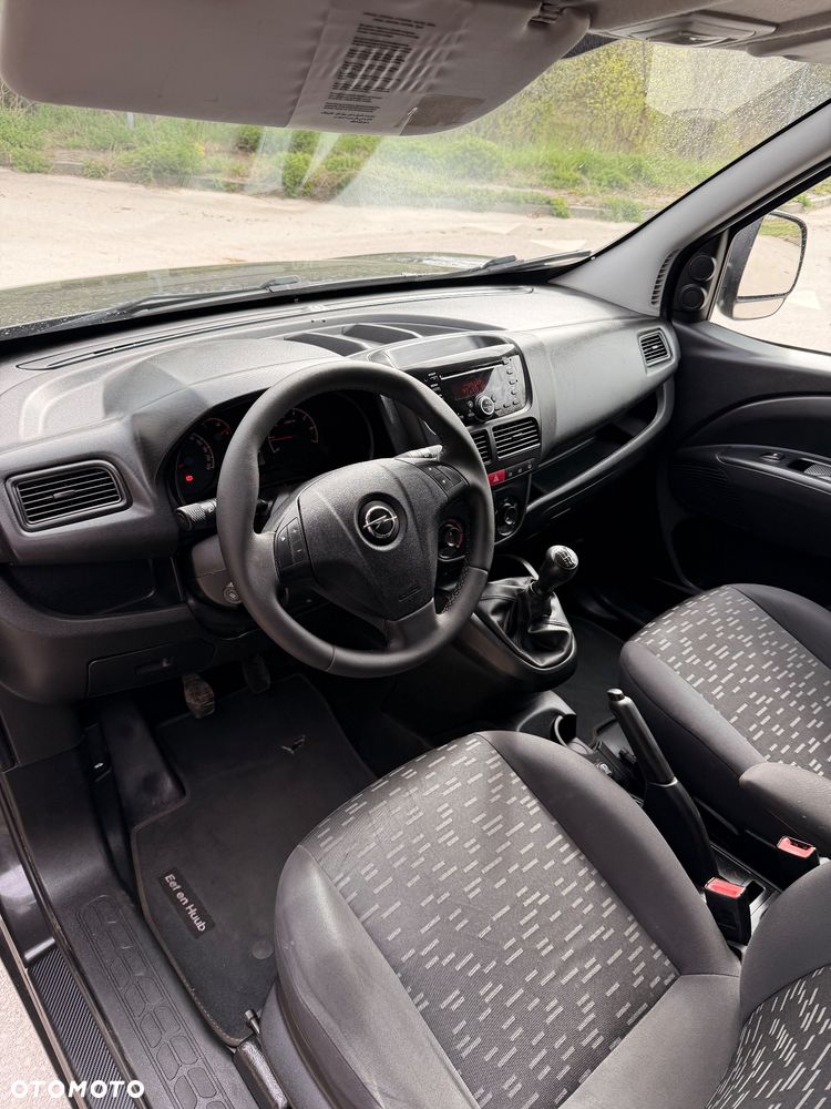 Opel Combo - 24