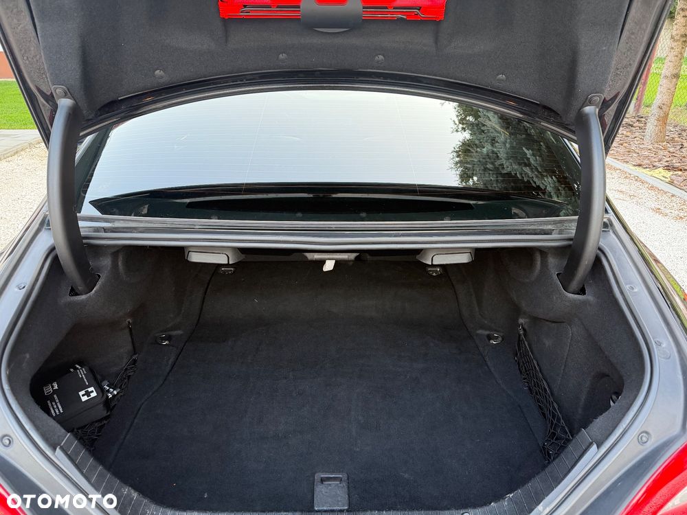 Mercedes-Benz CLS 350 CDI 4Matic 7G-TRONIC - 28