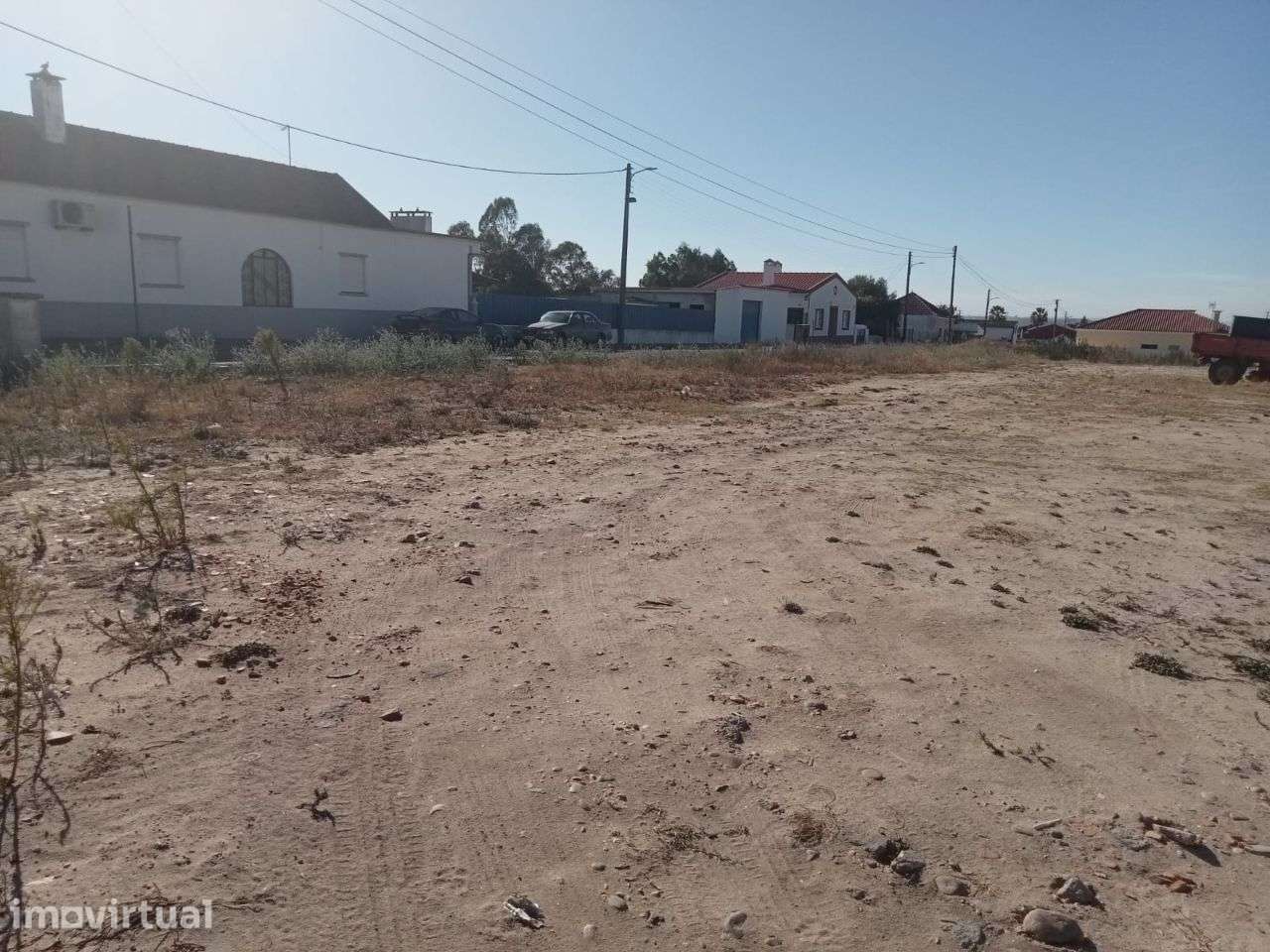 Terreno para construção com 368.70m2 - Grande imagem: 2/5