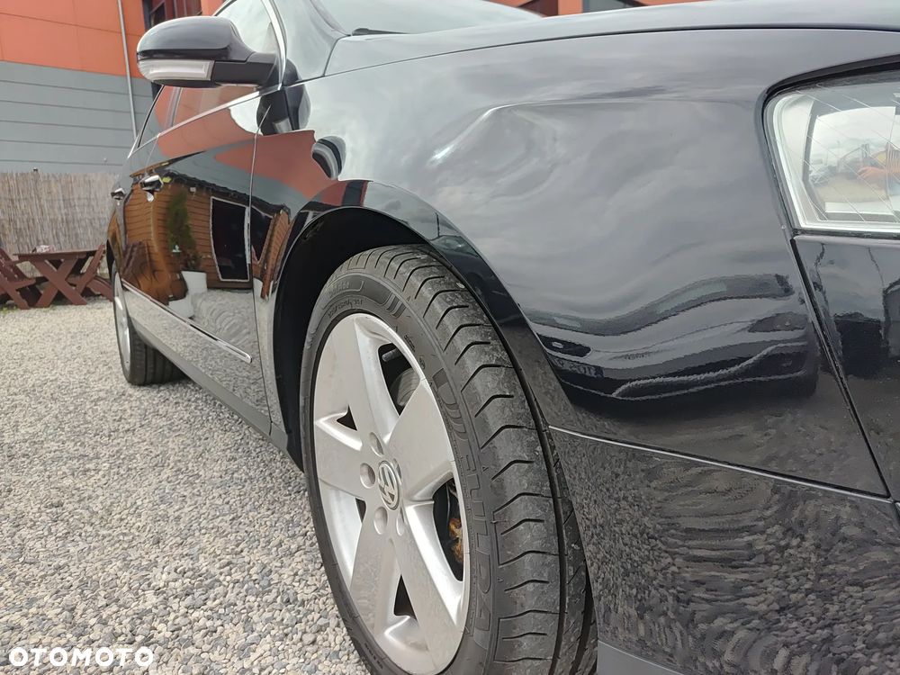 Volkswagen Passat 2.0 TDI DPF DSG Highline - 10