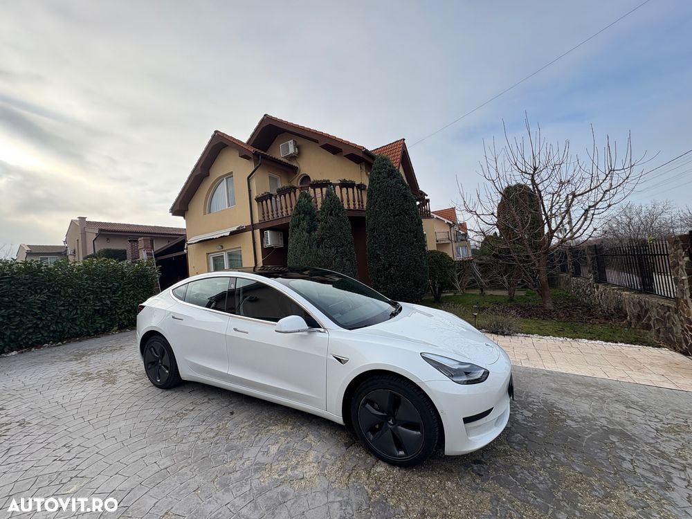 Tesla Model 3 Standard Reichweite Plus Hinterradantrieb - 2