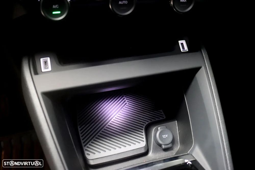 Citroën e-C4 X 50 kWh Shine - 21