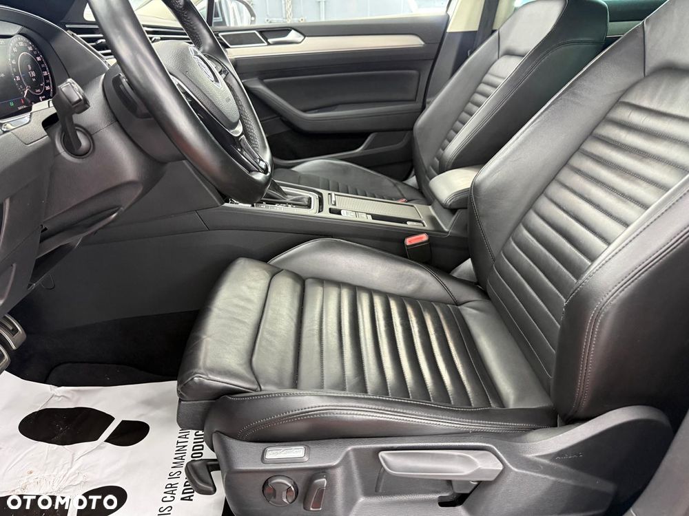 Volkswagen Passat Alltrack 2.0 TDI SCR 4Motion DSG - 23