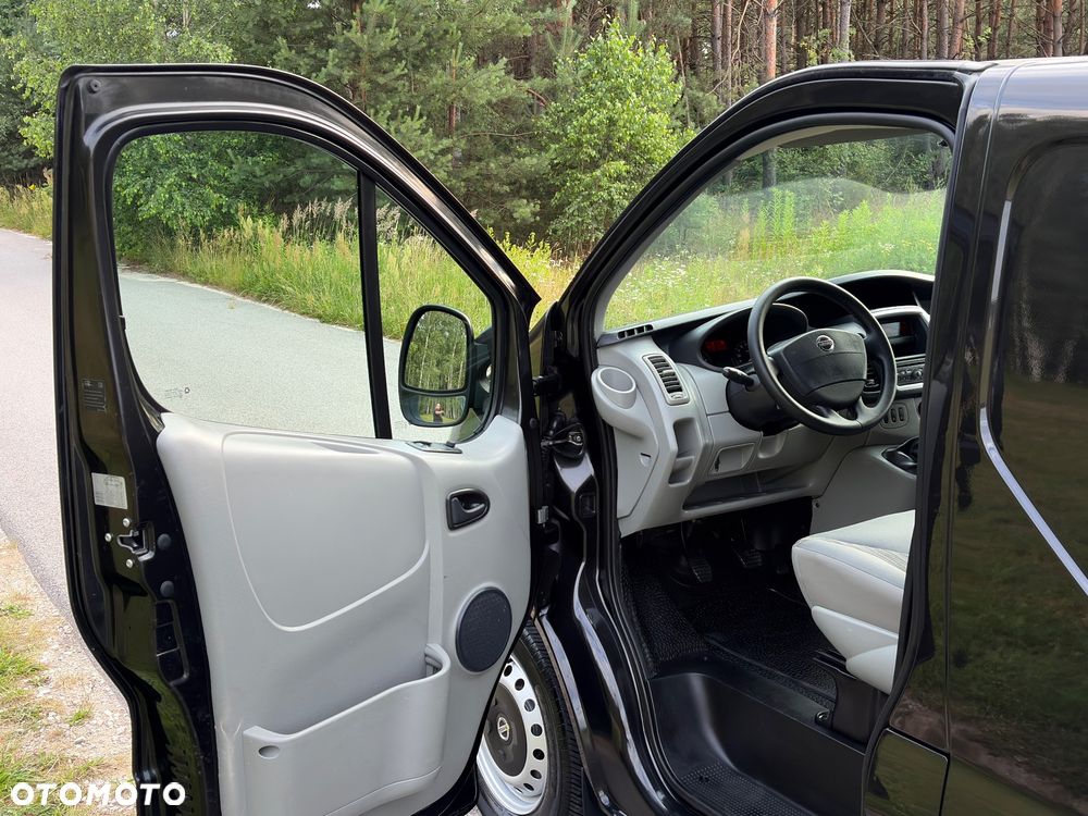 Renault Trafic - 16
