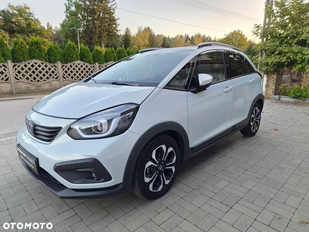 Honda Jazz 1.5 i-MMD Executive Crosstar - 1