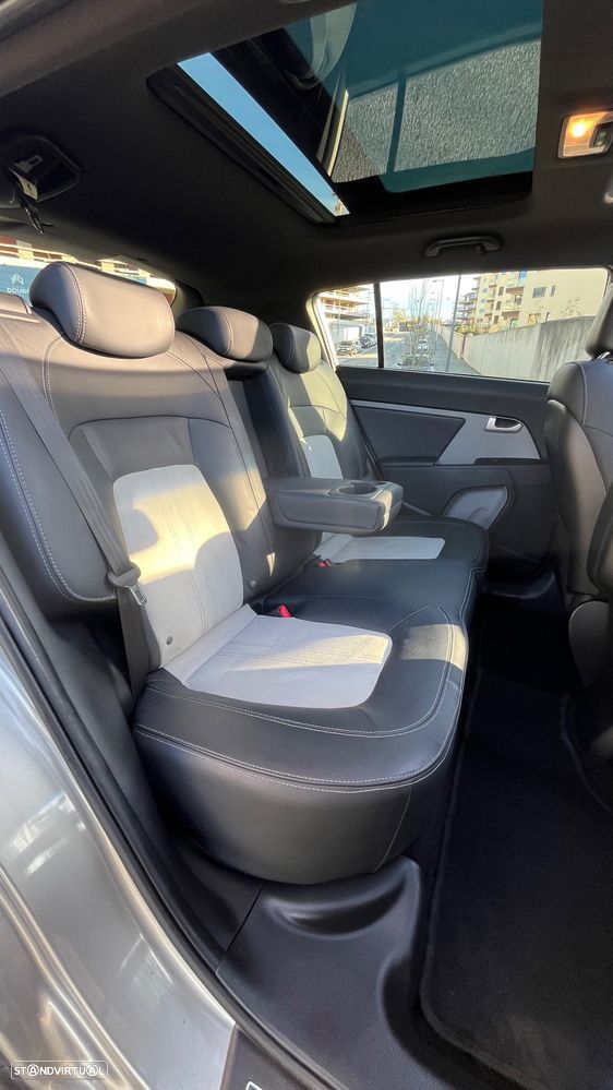 Kia Sportage 1.7 CRDI ISG Prime - 13