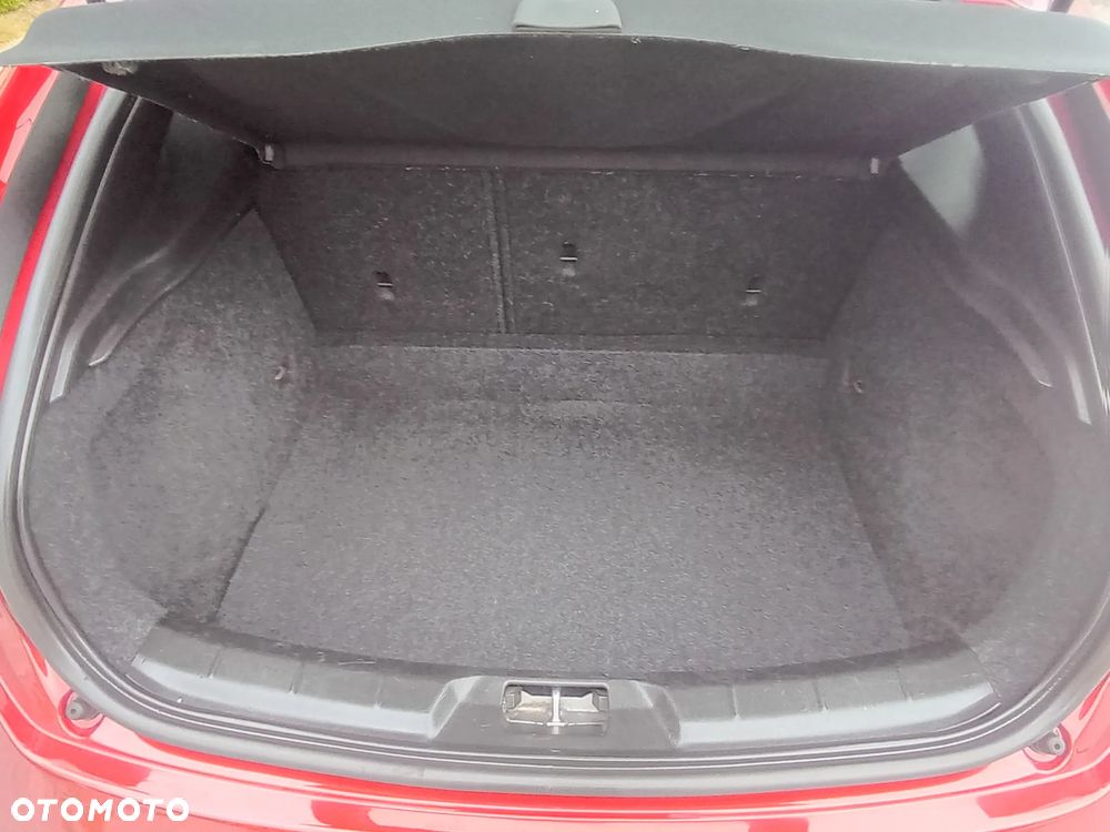 Volvo V40 D2 - 28