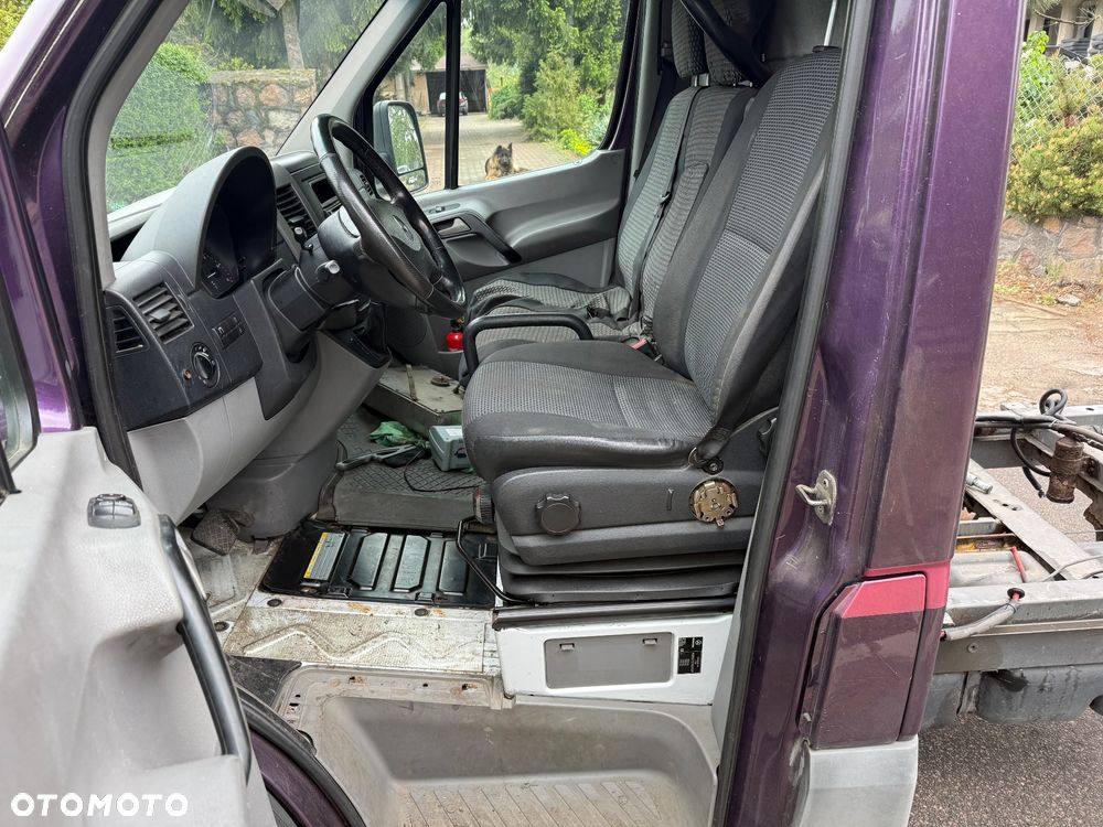 Mercedes-Benz Sprinter - 5