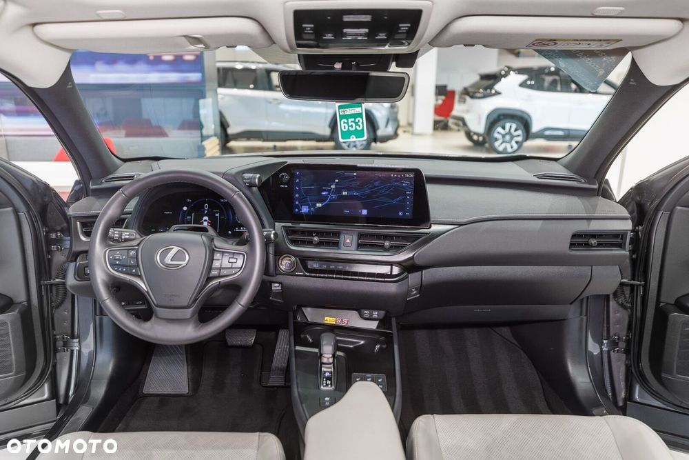 Lexus UX - 7