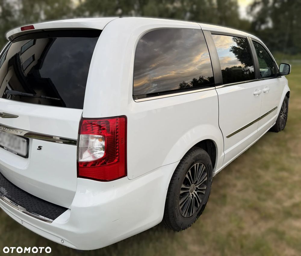 Chrysler Town & Country 3.6 Limited - 5