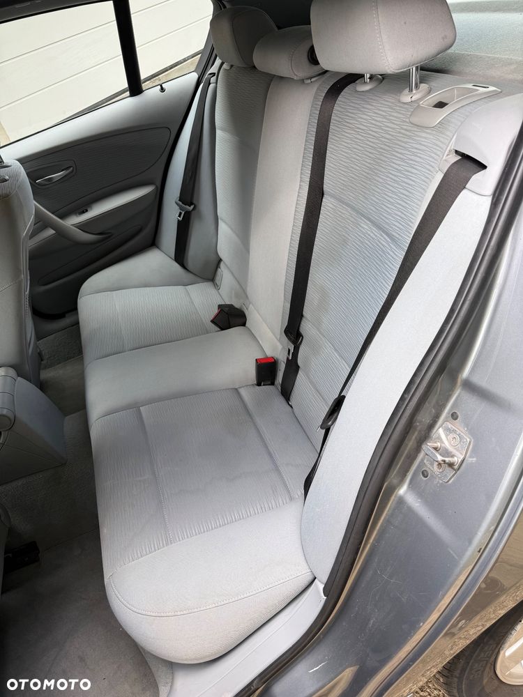 BMW Seria 1 118d DPF - 20