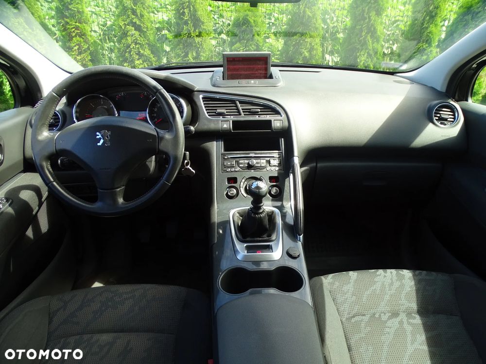 Peugeot 3008 1.6 HDi Premium - 16