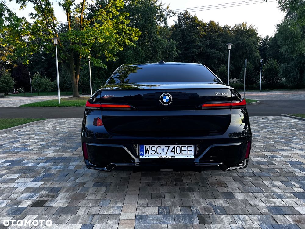 BMW Seria 7 740d xDrive - 35