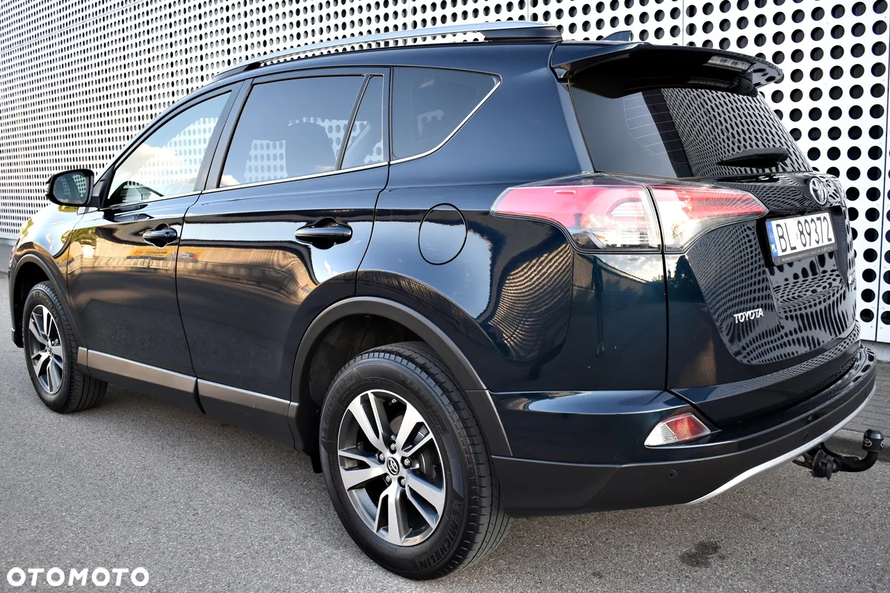 Toyota RAV4 - 3