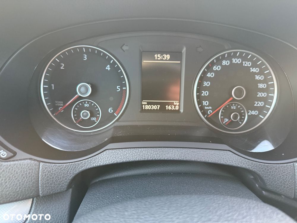 Volkswagen Sharan 2.0 TDI DSG BlueMotion Technology Comfortline - 23