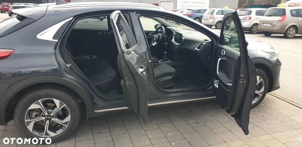 Kia XCeed 1.0 T-GDI L Business Line - 11