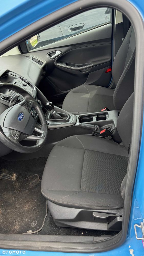 Ford Focus - 8