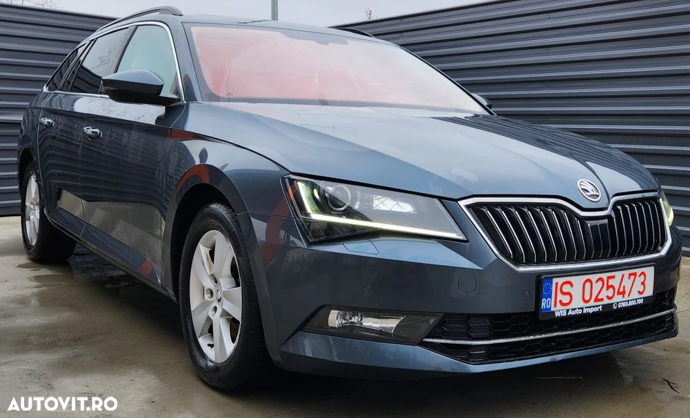 Skoda Superb Combi 1.6 TDI DSG Style - 2