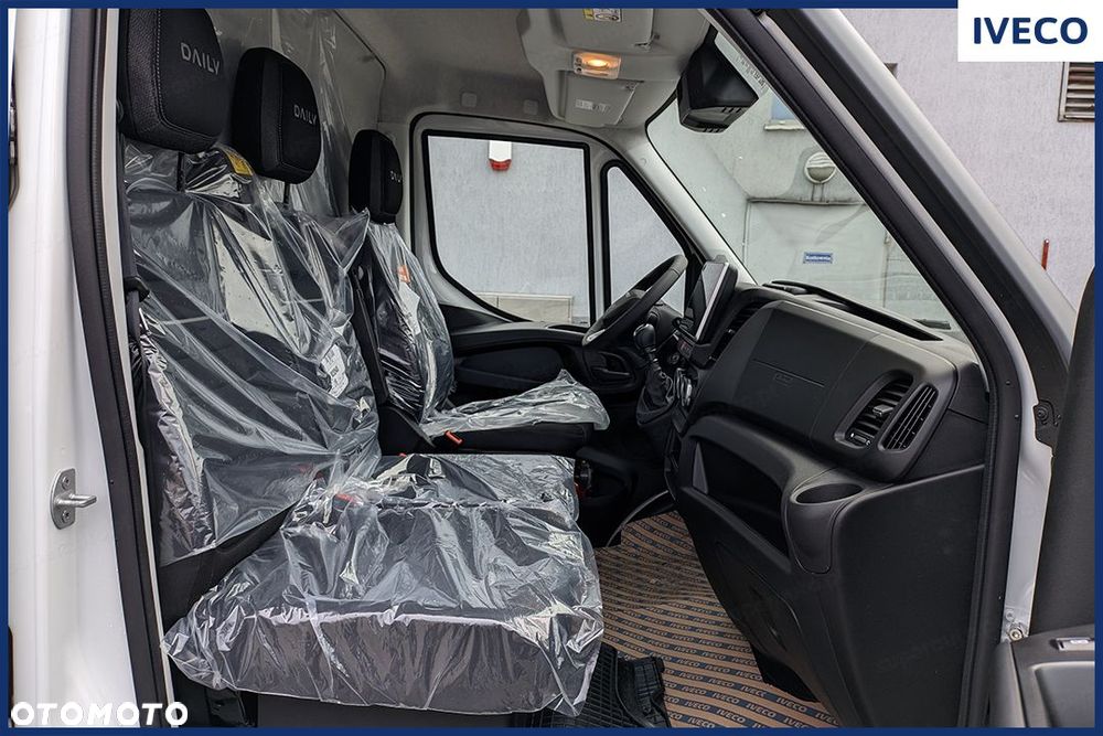 Iveco Daily 35S18 16m3 L4H2 180KM - 17