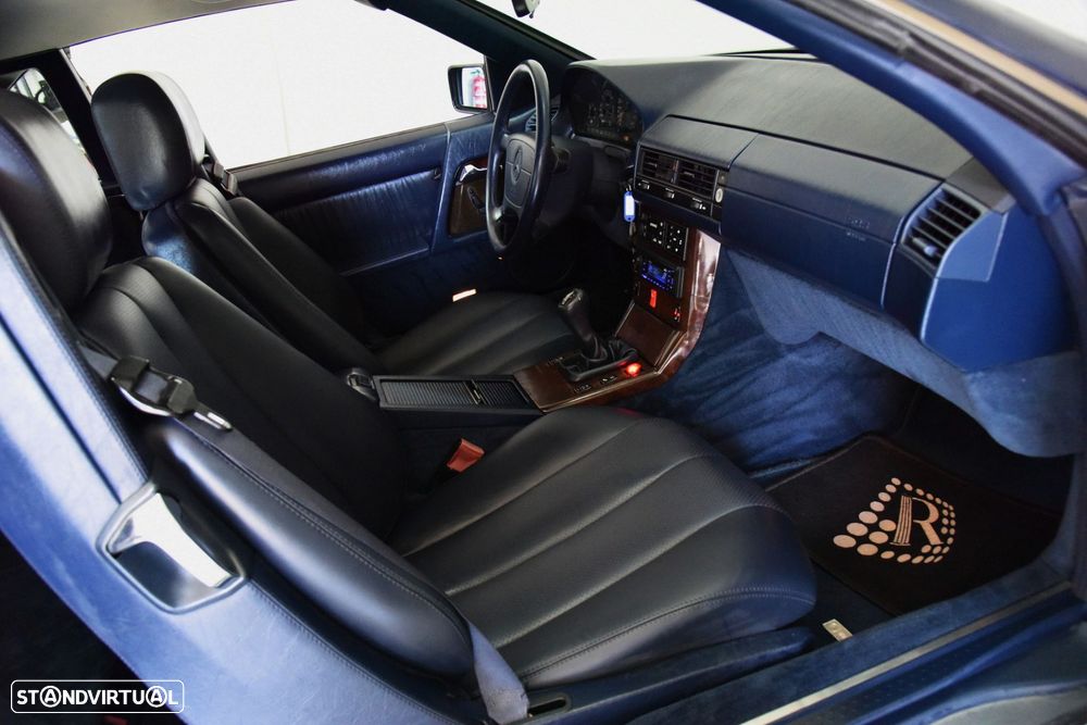 Mercedes-Benz SL 280 - 35