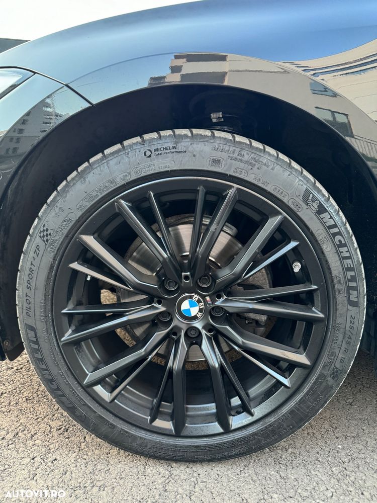 BMW Seria 3 320i xDrive Aut. Sport Line - 16