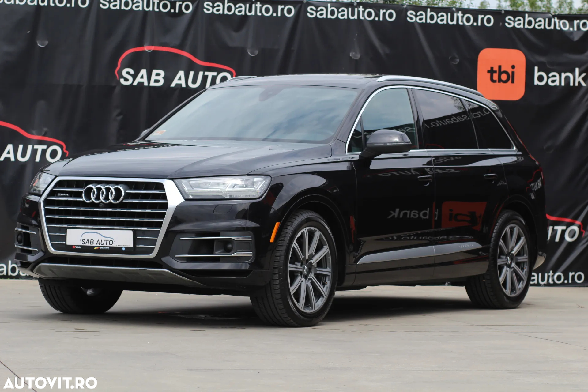 Audi Q7 3.0 55 TFSI quattro Tiptronic Basic - 2