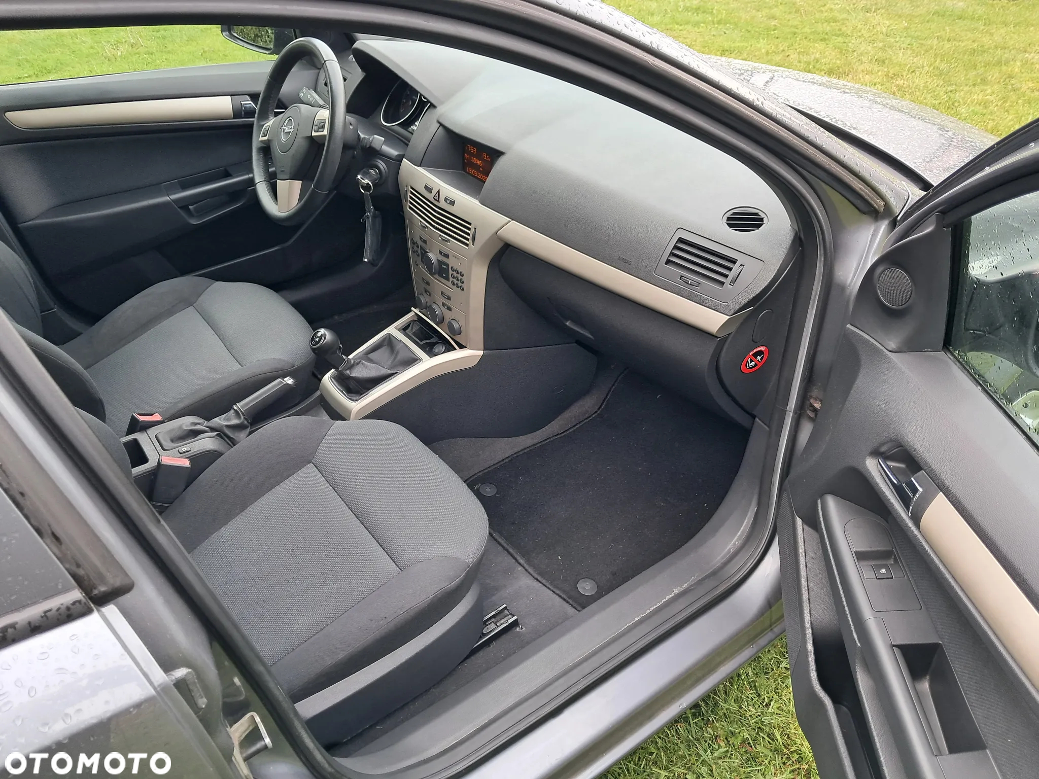 Opel Astra 1.4 - 15