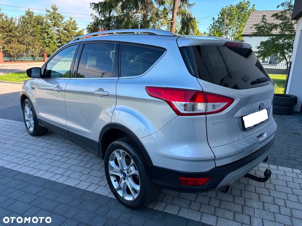 Ford Kuga 2.0 TDCi 4x4 Titanium - 4