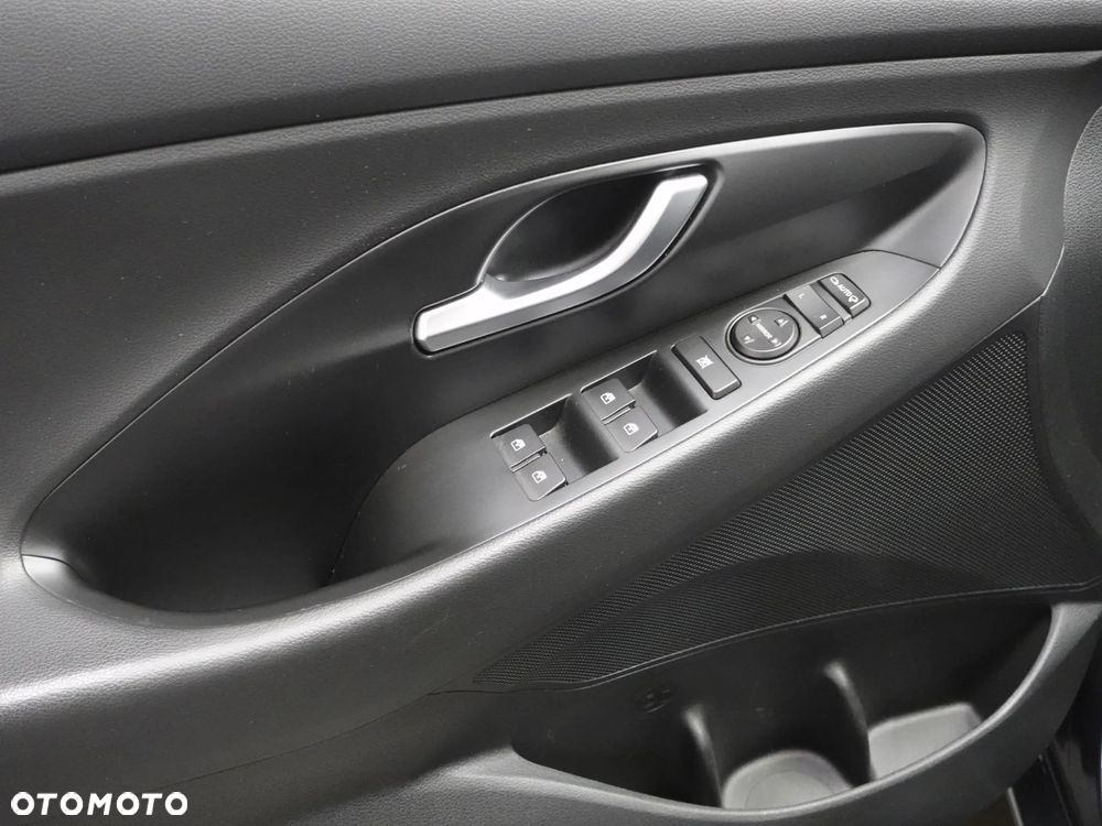 Hyundai i30 1.5 T-GDI 48V-Hybrid Prime - 17