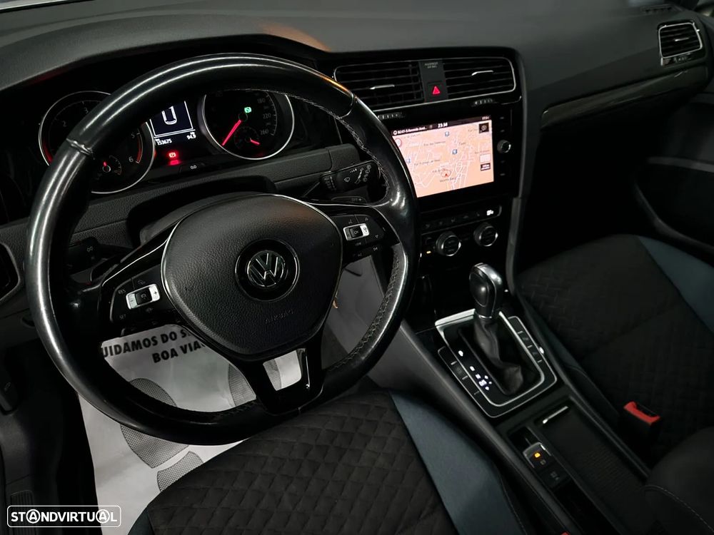 VW Golf 1.6 TDI SCR DSG IQ.DRIVE - 8